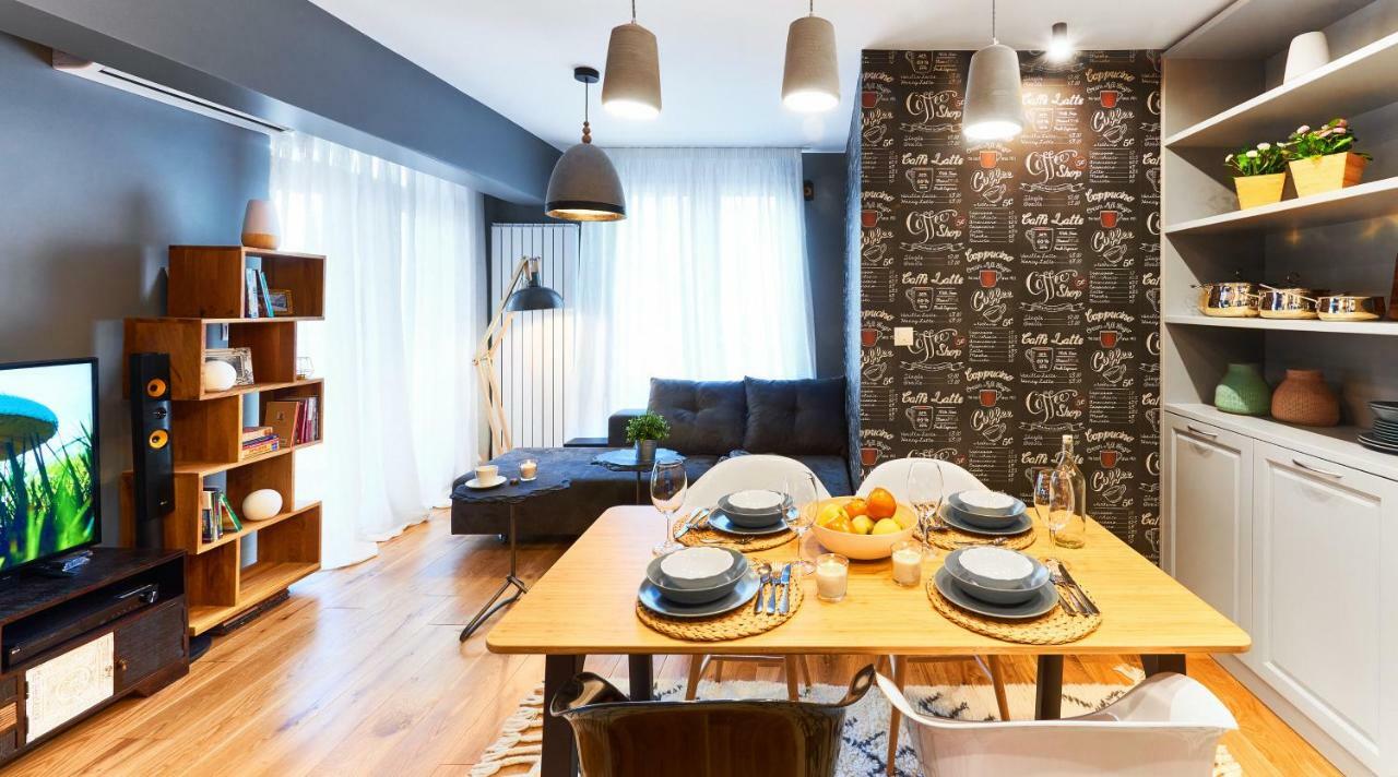 Stylish And High-End Designer Apartments In City Center Sofia Eksteriør bilde