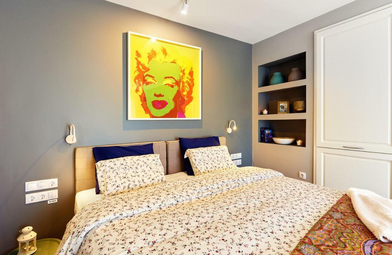 Stylish And High-End Designer Apartments In City Center Sofia Eksteriør bilde